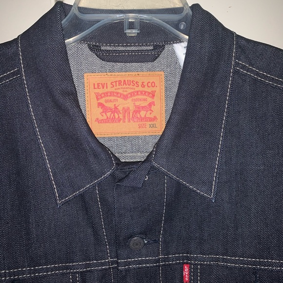 Levi’s Trucker Jacket - Picture 3 of 3